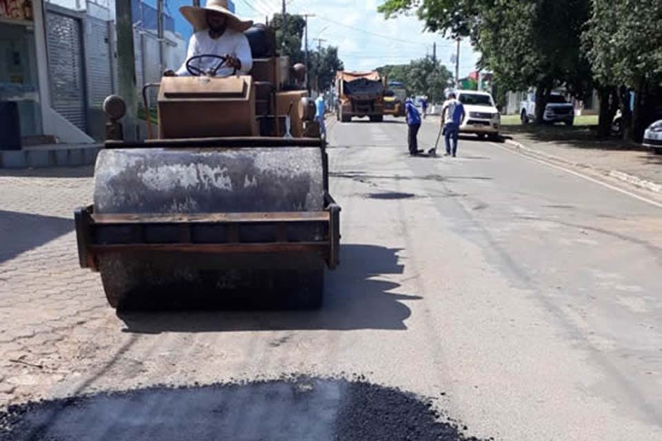 Prefeitura da Estância Turística inicia “Operação Tapa Buracos”