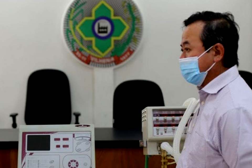 Prefeito apresenta melhora nos sintomas após 24 horas internado na enfermaria em isolamento