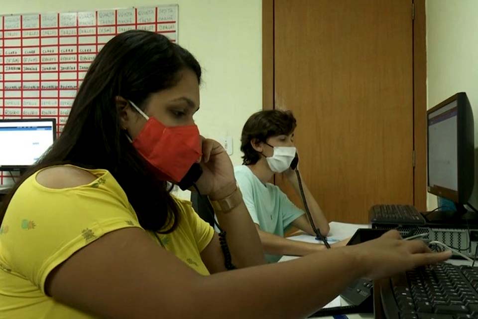 Município volta a fazer agendamento via call center para vacinar idosos com mais de 90 anos