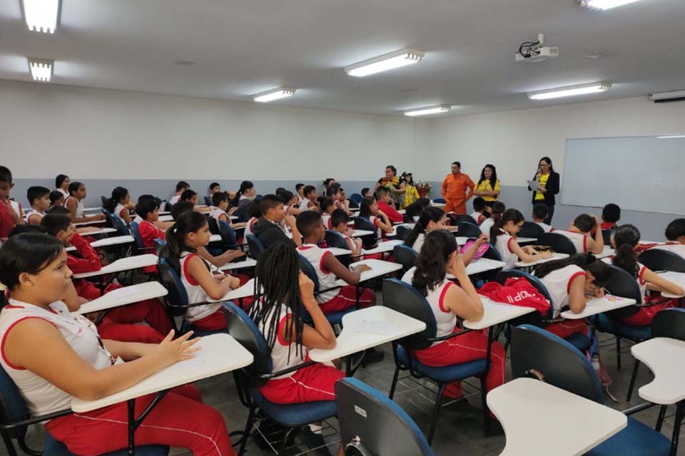 Aula inaugural do projeto “Agente Mirim da Cidadania no Trânsito” é promovida pelo Detran