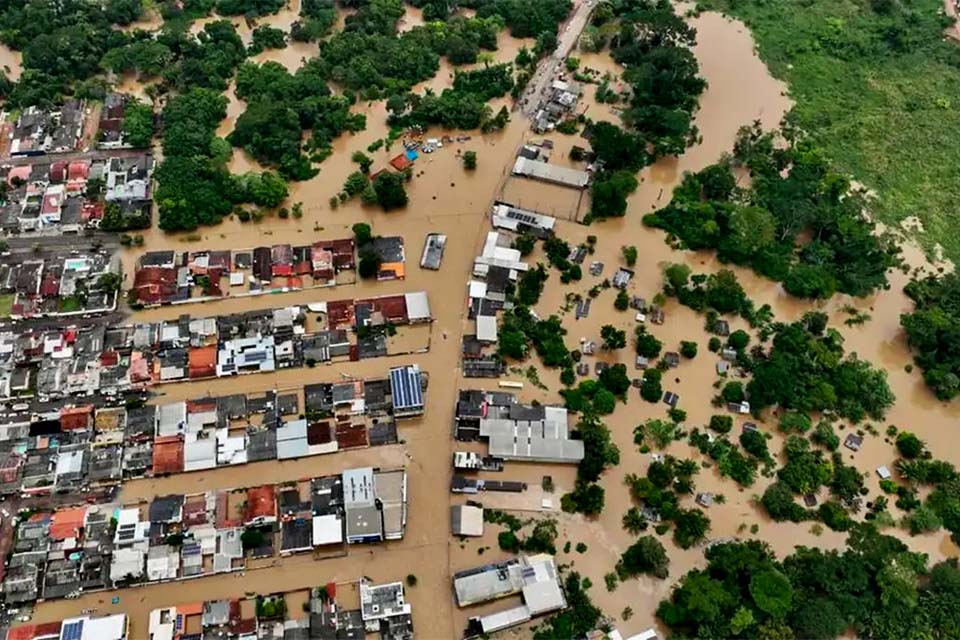 Comitiva do governo federal chega hoje ao Acre, atingido por enchentes