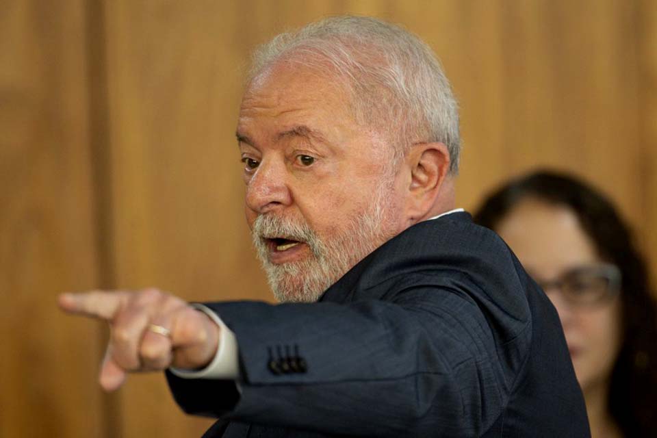 Lula vai a Colômbia participar de reunião sobre a Amazônia