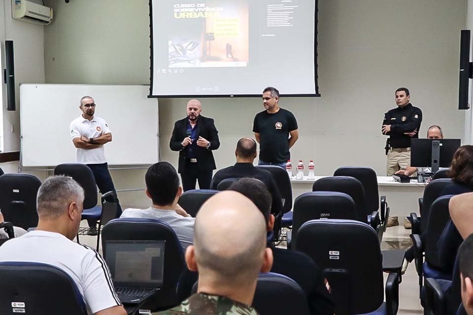 Ministério Público de Rondônia inicia curso de sobrevivência urbana em Porto Velho