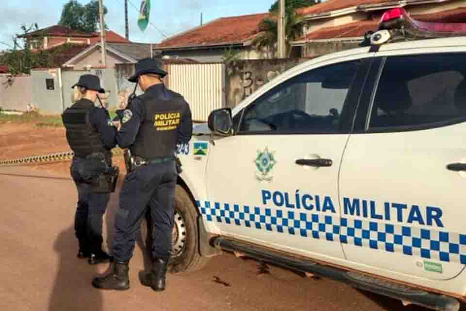  Casal é conduzido para delegacia após troca de ameaças