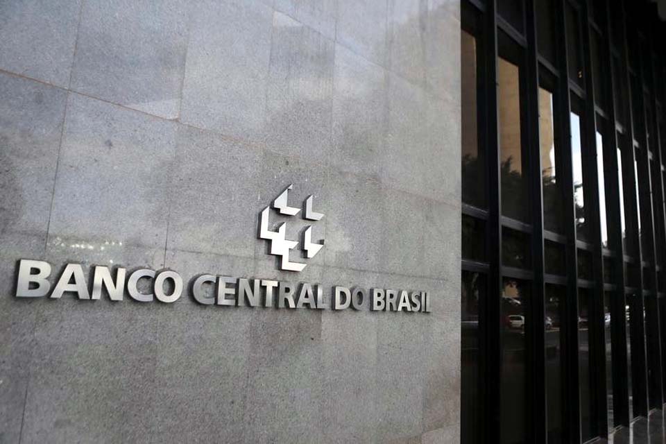 Mercado diminui projeção para crescimento da economia em 2021