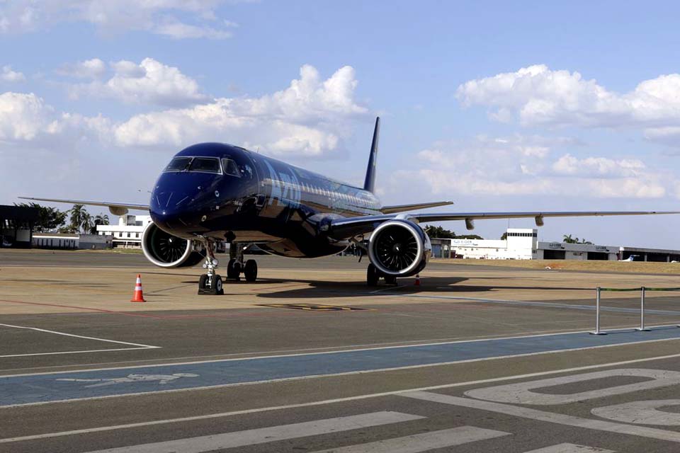 BNDES vai financiar R$ 3 bi para exportação de aviões pela Embraer