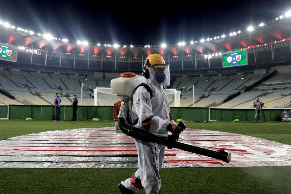 Prefeitura do Rio anuncia futebol com torcida a partir de 4 de outubro