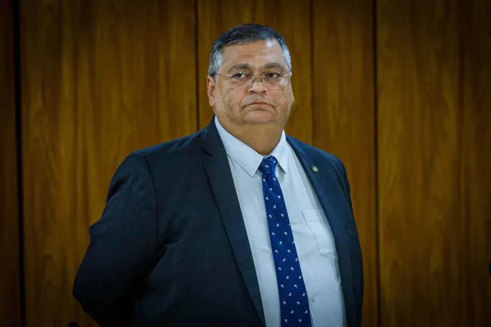 Senador de Rondônia diz que Flávio Dino cometeu crime por negar envio de imagens do 08 de Janeiro à CPMI