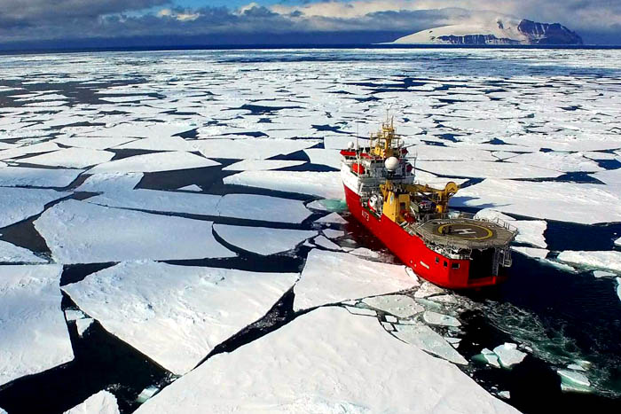 Descongelamento na Antártida é contínuo e vai aumentar, diz estudo