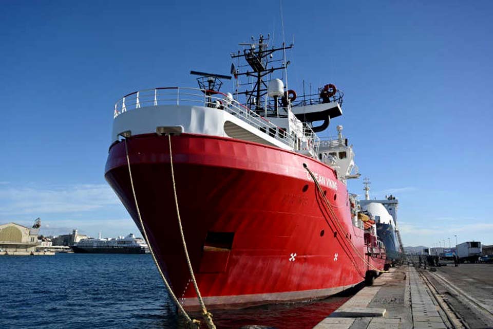 ONG socorre 114 pessoas no Mediterrâneo perto da costa da Líbia