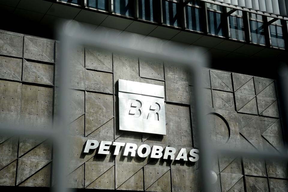 Petrobras pagará R$ 87,8 bi em dividendos do segundo trimestre