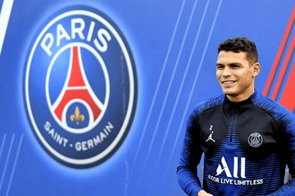 Thiago Silva se despede do PSG após oito anos defendendo o clube