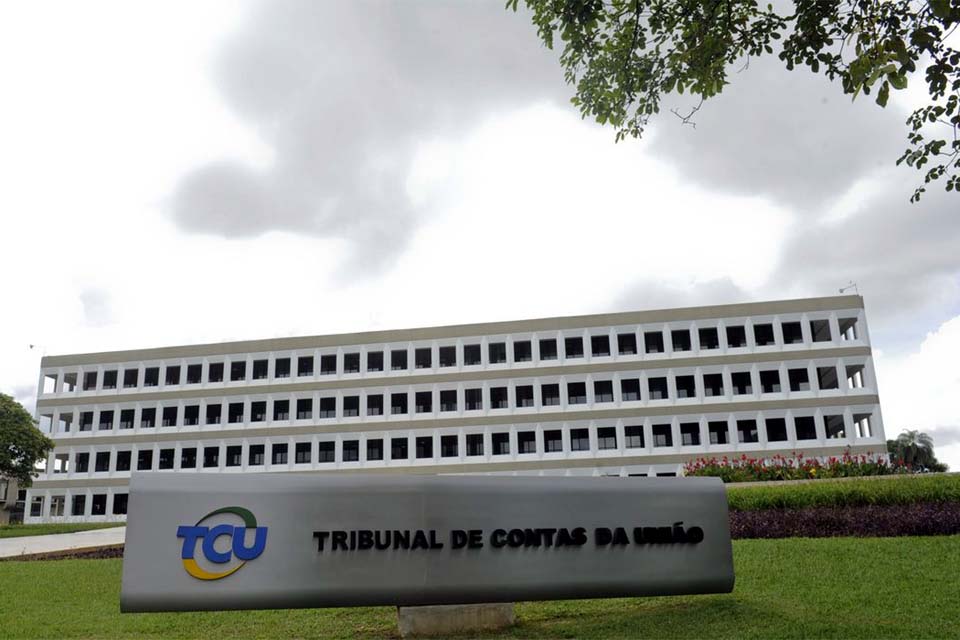 TCU abre processo para apurar compra de Viagra por Forças Armadas