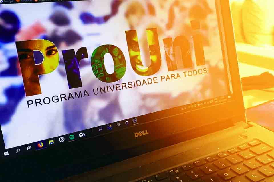 Prouni: estudantes selecionados têm até amanhã para comprovar dados