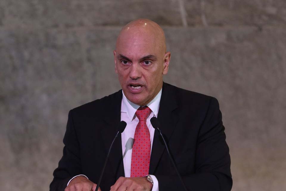 Casos mais graves do 8 de janeiro serão julgados em 6 meses, diz Alexandre de Moraes 