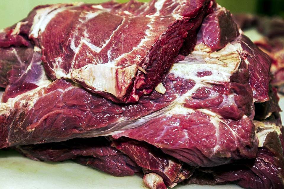 China suspende embargo à carne bovina brasileira