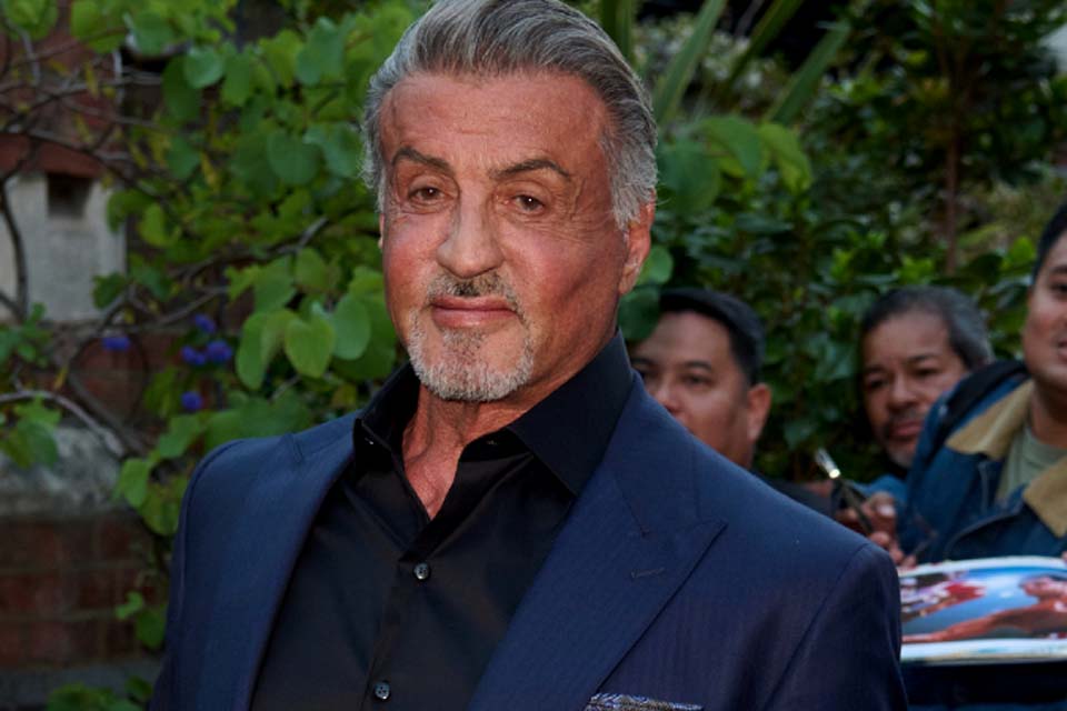 Sylvester Stallone pede divórcio após 25 anos de união