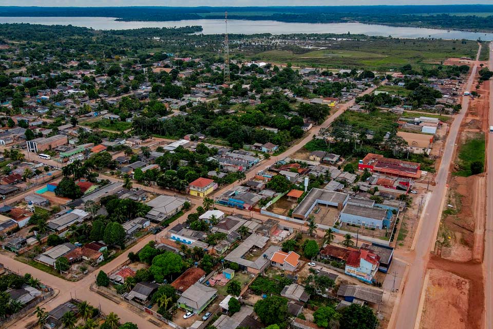 Regularização dos imóveis leva segurança jurídica aos moradores de Jaci-Paraná