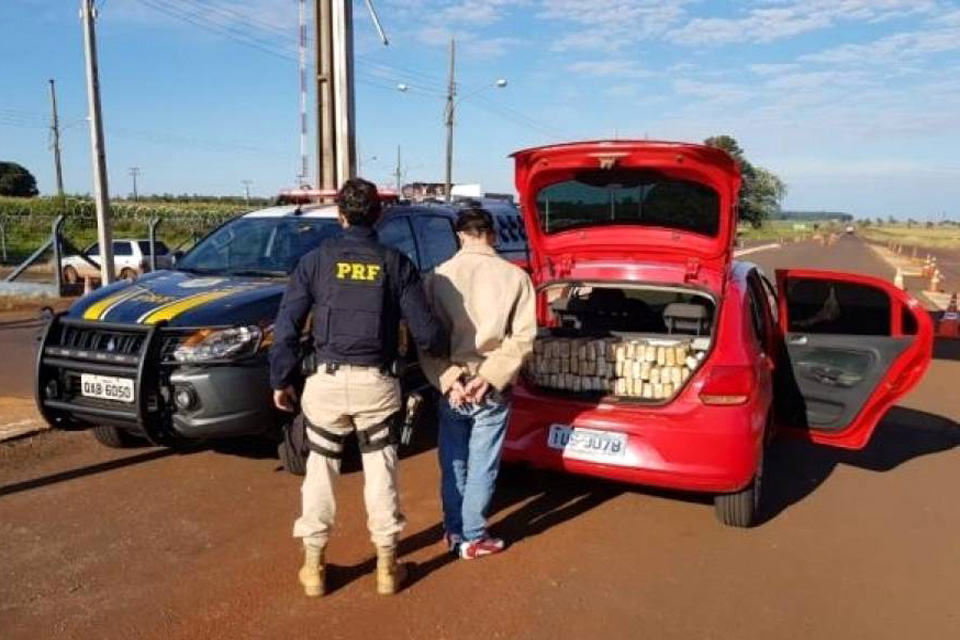 Morador de Vilhena é preso com carro lotado de maconha no Mato Grosso do Sul