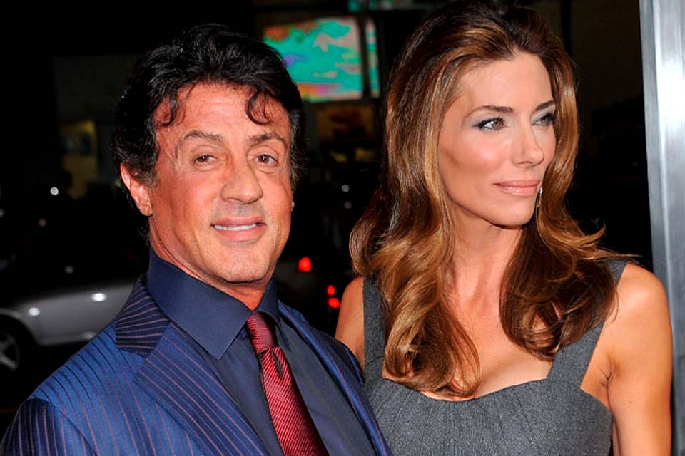 Sylvester Stallone fala sobre quase ter se divorciado de Jennifer Flavin: - 'Foi uma época muito tumultuada'