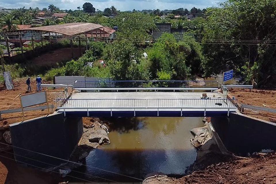 Ponte de concreto da Avenida Fortaleza está em fase de conclusão