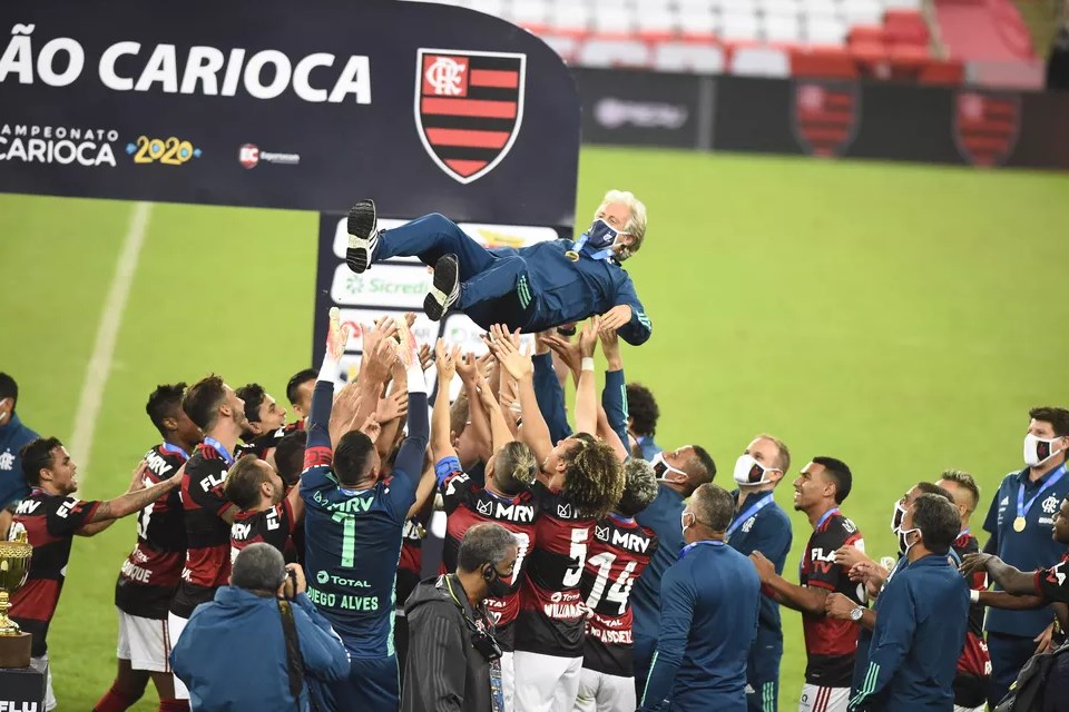 Jorge Jesus chega a acordo com o Benfica e irá comunicar saída ao Flamengo