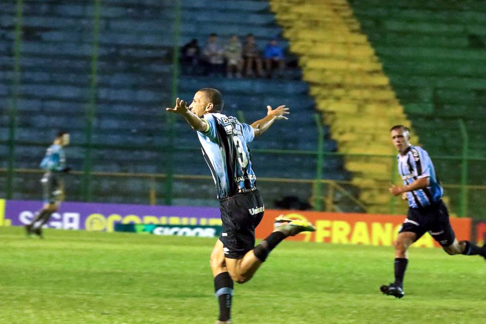 Grêmio consegue primeira vitória na Copa São Paulo