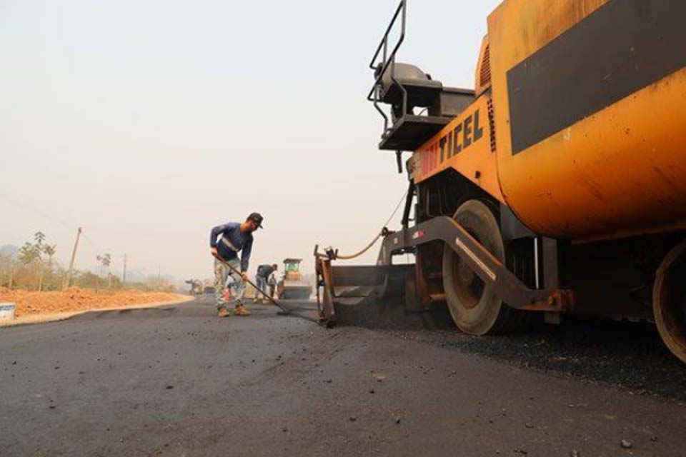 Prefeitura de Ji-Paraná conclui pavimentação da linha Itapirema