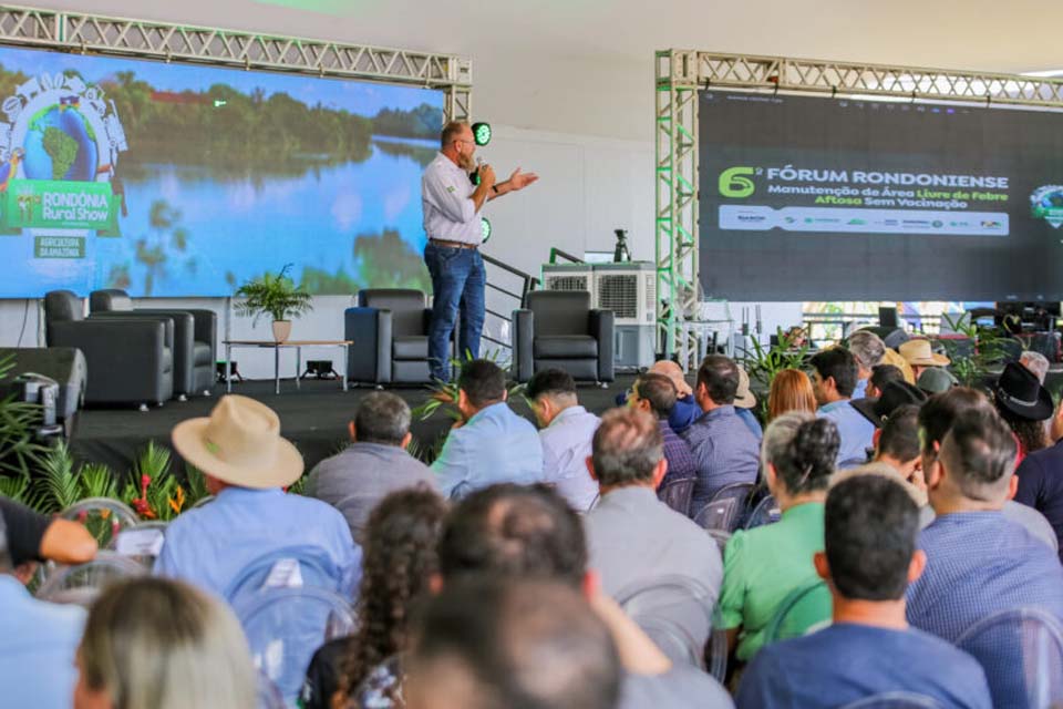 Fórum reúne autoridades e setor produtivo em debates voltados ao desenvolvimento da agropecuária, na Rondônia Rural Show