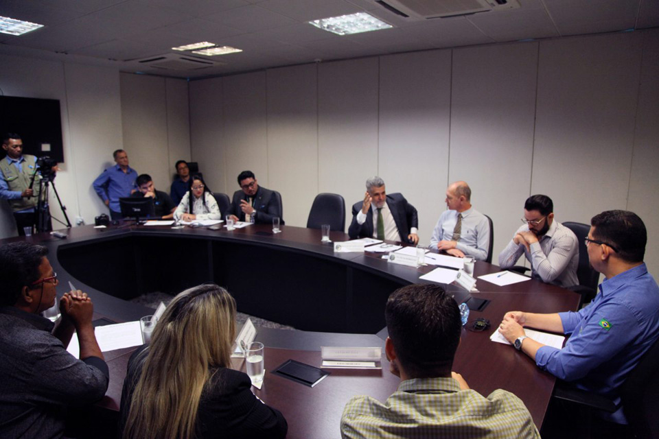 Governo de Rondônia define encaminhamentos para celeridade aos processos de transposição dos servidores do Ex-território