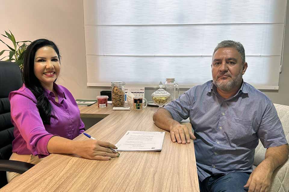 Vereador Everaldo Fogaça reforça laços políticos em visita à deputada federal Cristiane Lopes