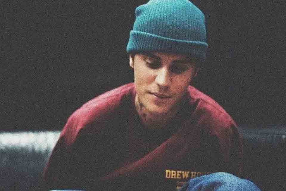 Justin Bieber bate recorde e chega a 10 músicas com mais de um bilhão de streams no Spotify