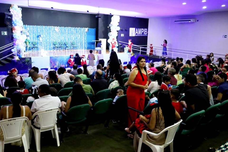 Formatura da Creche Betinho: Uma noite de celebração e emoção