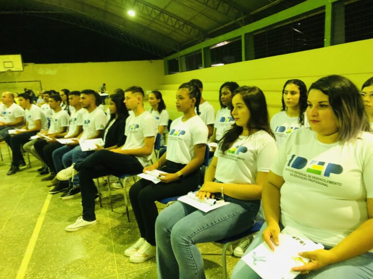 Idep realiza formatura do curso Técnico em Administração, no município