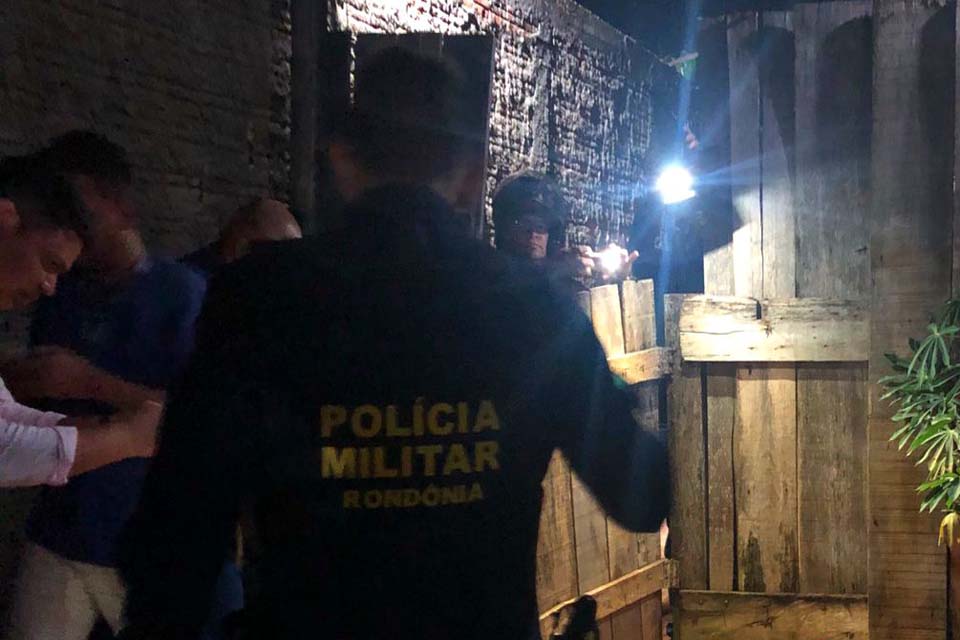 Apenado é chamado no portão é executado com tiros de pistola