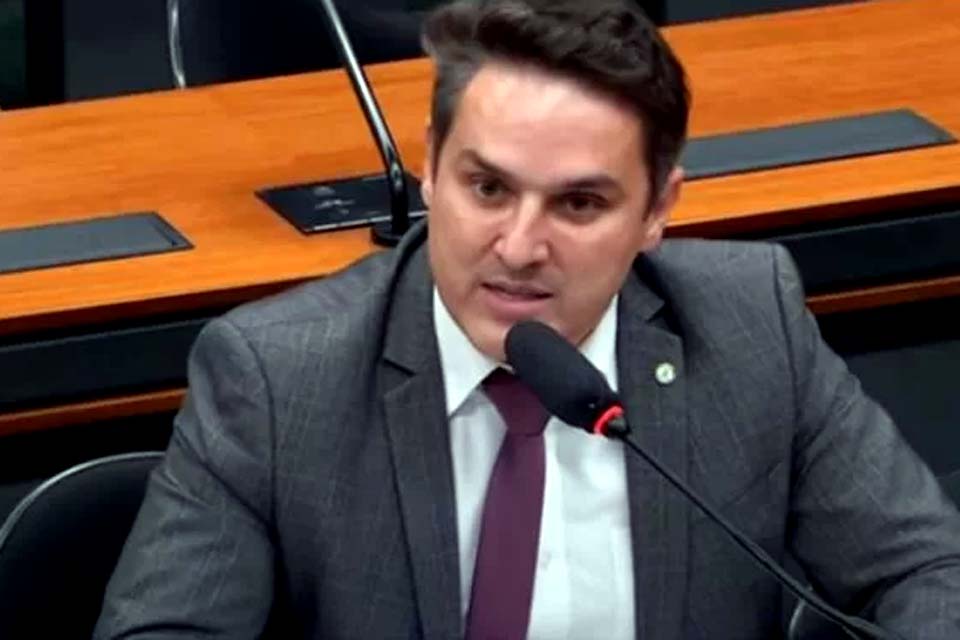 Moraes dá 15 dias para PGR se manifestar em investigação contra presidente da CPI do MST