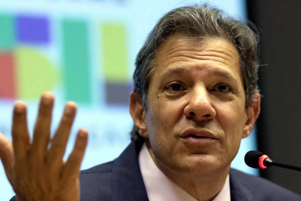 Haddad diz que Shein deve nacionalizar 85% das vendas no Brasil