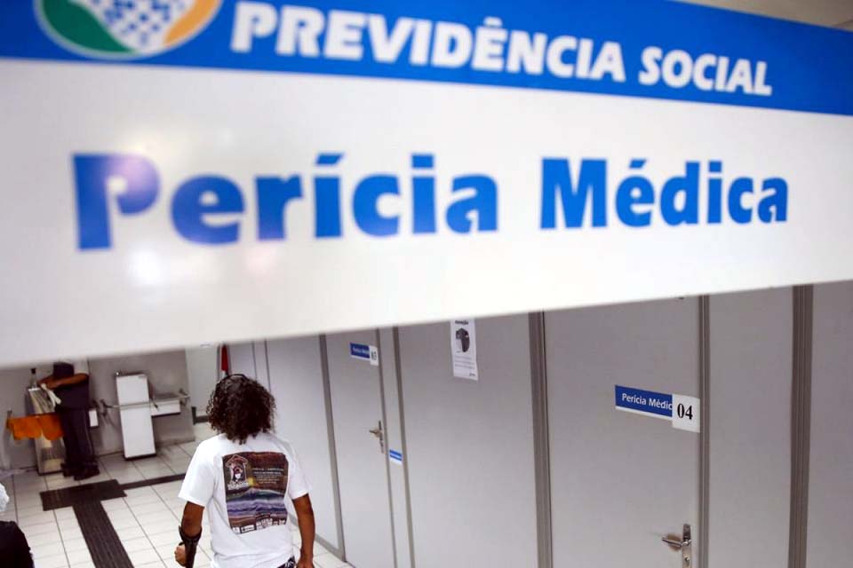 Para reduzir fila, INSS passa a conceder auxílio doença sem perícia