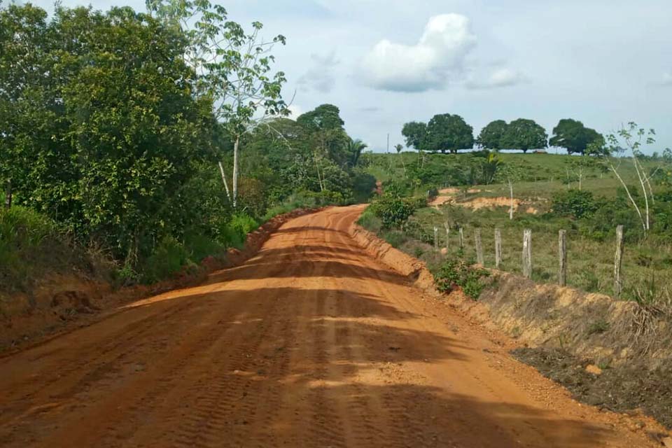 Secretaria Municipal de Obras e Serviços Públicos dispõe de equipe para atender Setor das 200