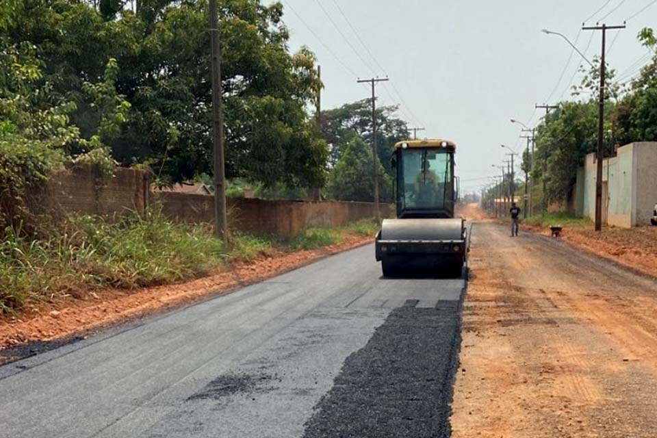 Acesso ao residencial Cristal da Calama começa a receber pavimentação