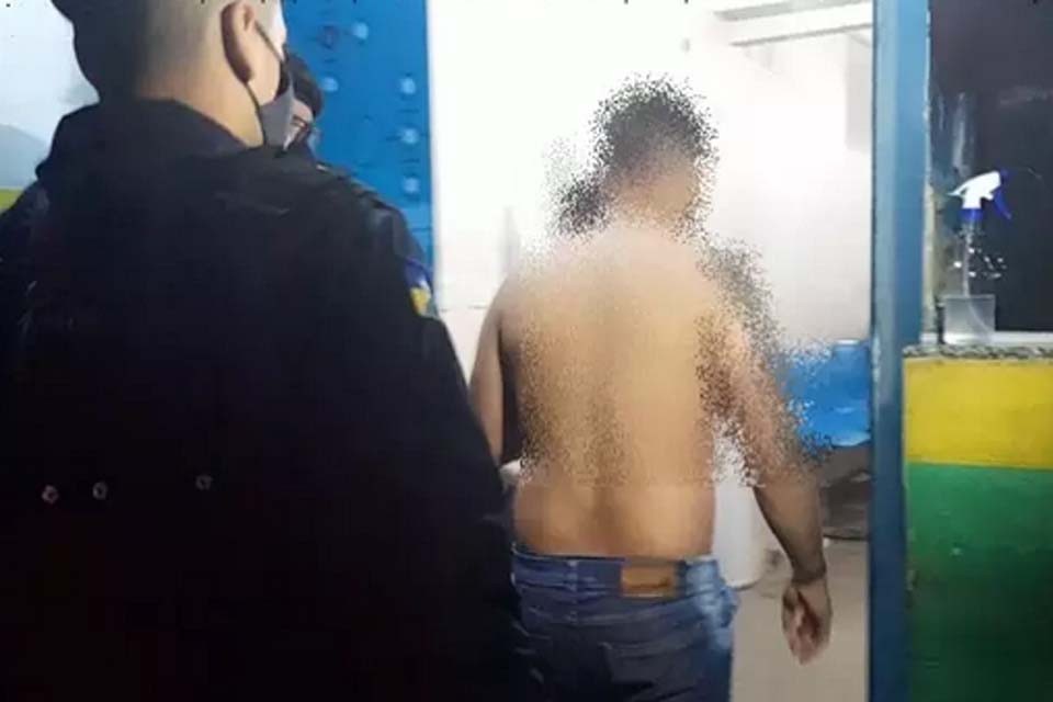  Homem reage a assalto e esfaqueado por ladrões após sacar R$ 5 mil