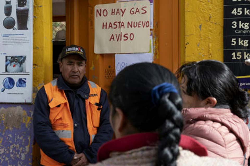 Bloqueios no Peru privam Cusco, capital do país,  de turistas e mantimentos