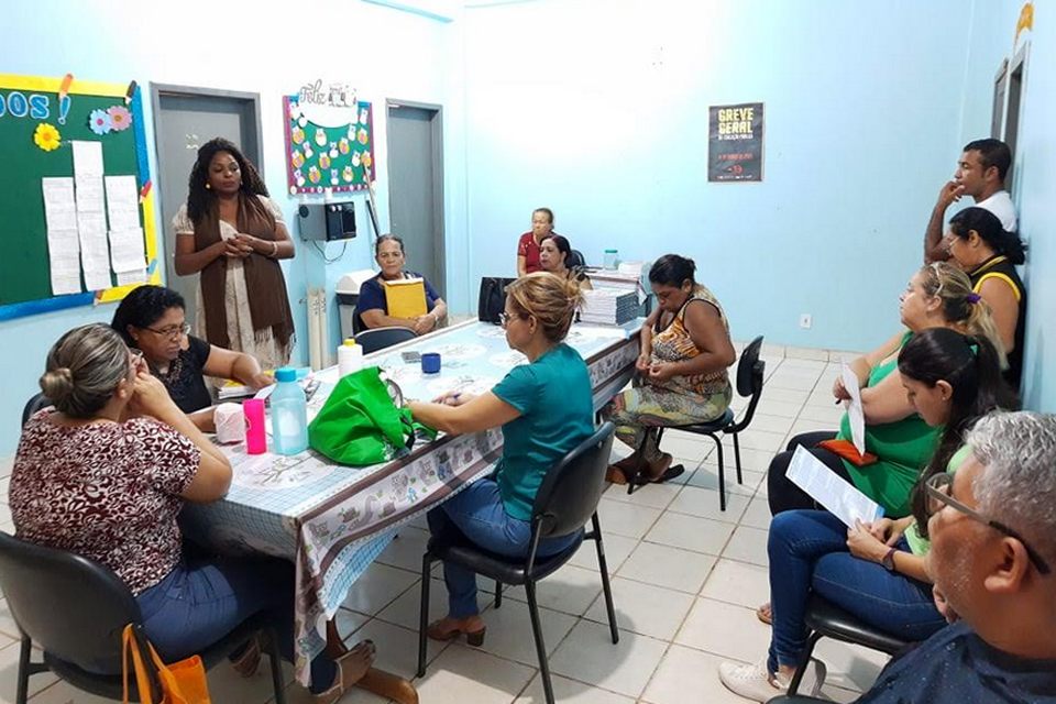 Sintero visita escolas de todo o Estado e mobiliza a categoria para Greve Geral da Educação Pública