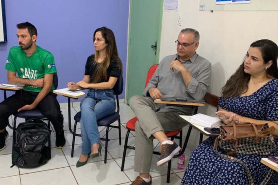 Profissionais de saúde participam de Roda de Conversa em Rolim de Moura