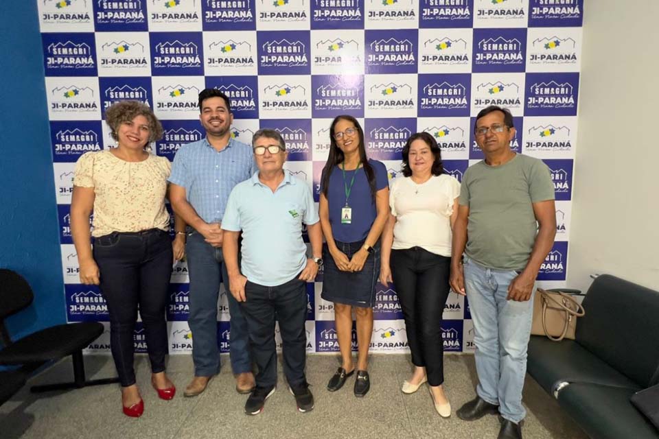 Semagri recebe visita do Conselho Municipal de Desenvolvimento Rural