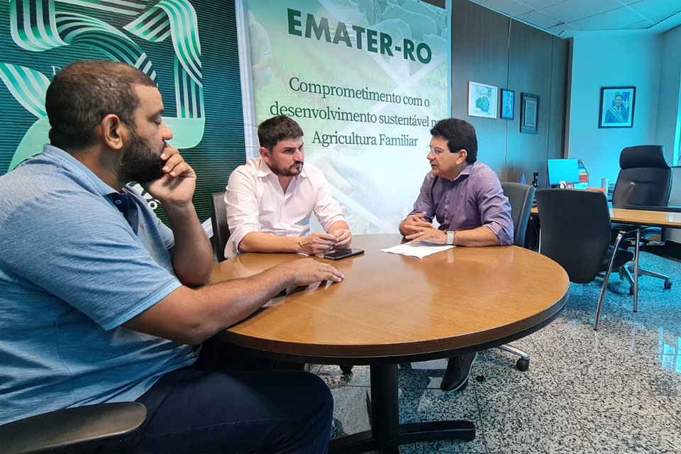 Deputado estadual Jean Mendonça participa de reunião na sede da Emater de Porto Velho