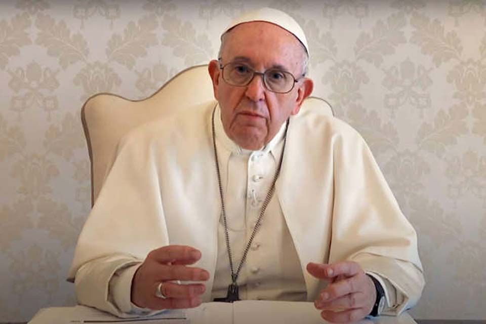 Papa Francisco faz nova defesa da vacinação contra a Covid-19