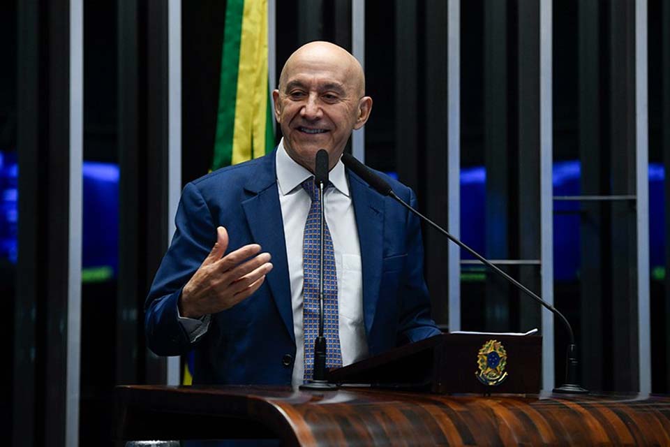 Senador de Rondônia Confúcio Moura defende ONGs na Amazônia em CPI que as investiga em Brasília 