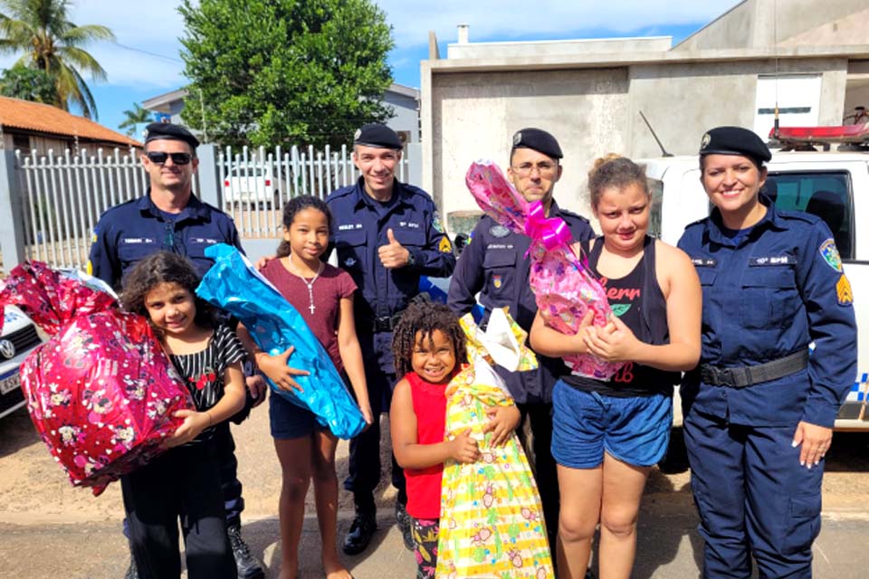 10º BPM em Rolim de Moura realiza entrega de presentes de Natal do projeto “Adote um Cartinha”