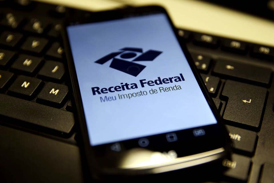 Receita abre amanhã consulta a segundo lote de restituição de IR